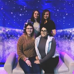 Meet your Posher, Raquel